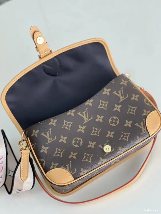 First bag ru LOUIS Diane Nano VUITTON 0628